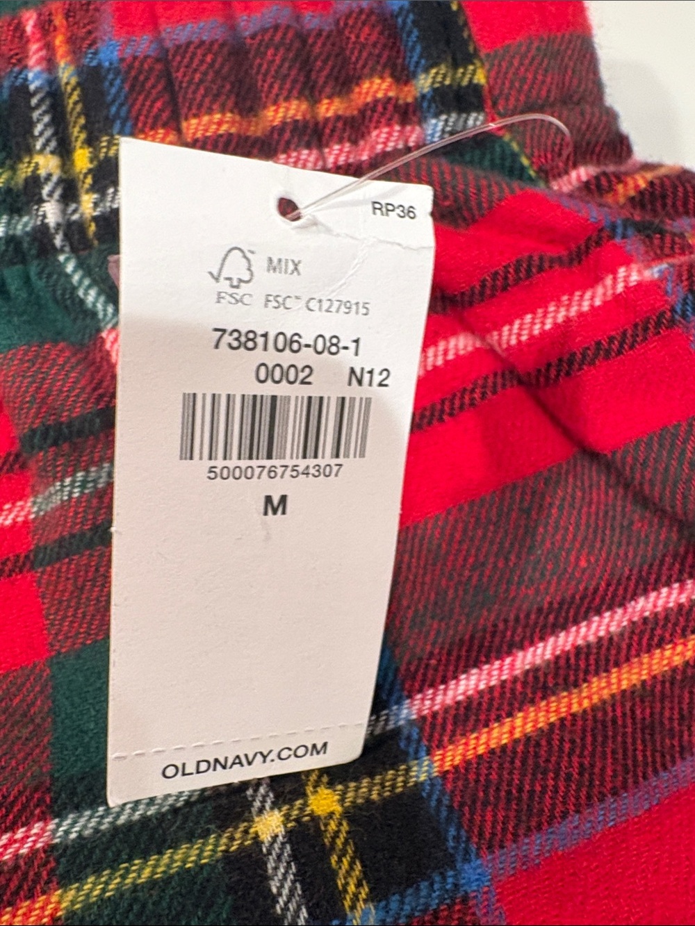 Old Navy Red Green Plaid Flannel Pajama Pants-style joggers! NWT - Picture 2 of 4